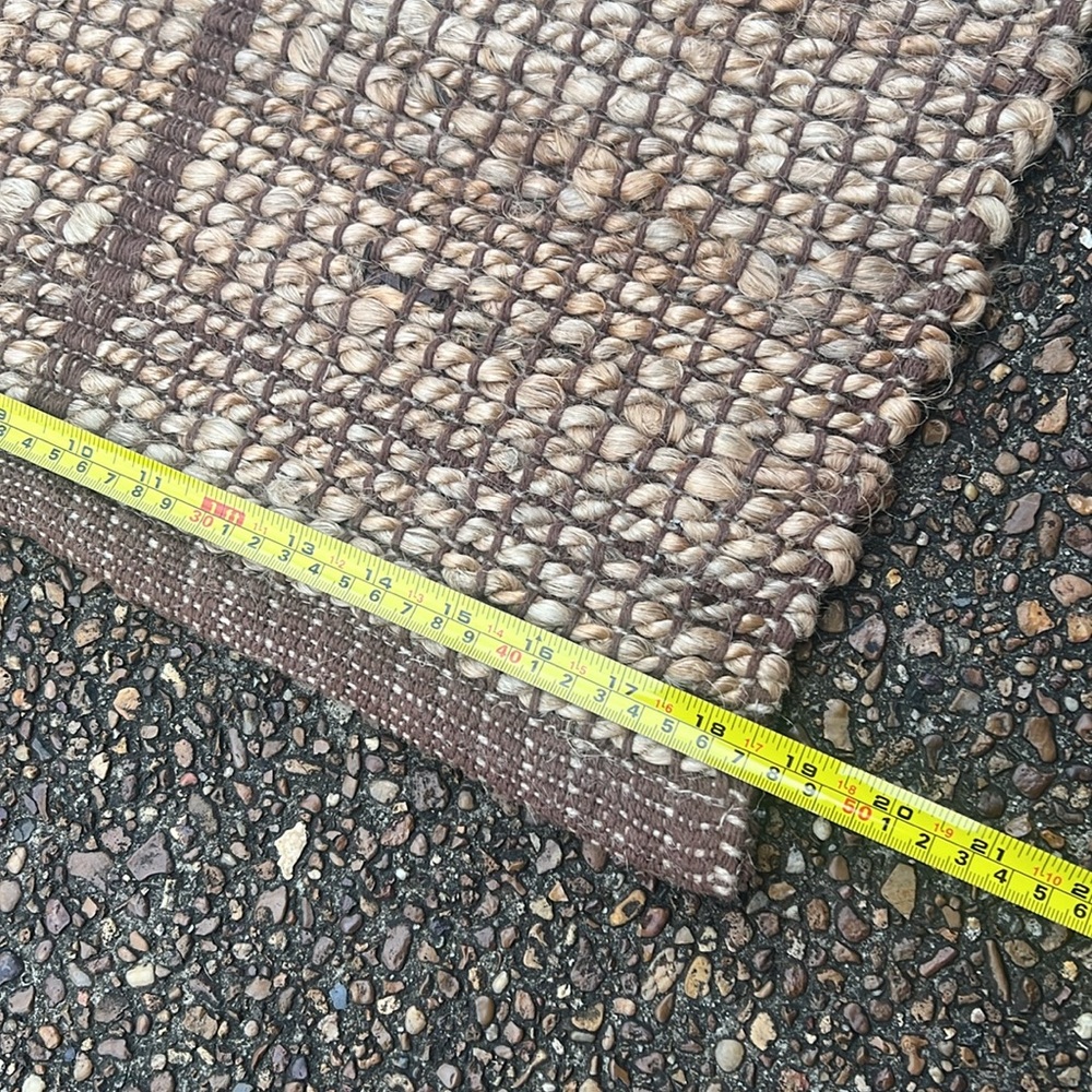 Woven Textured Rug Sample with Geometric Pattern - Picture 7 of 8